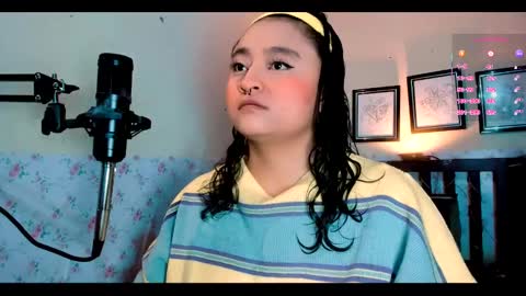 Demi Sofia online show from February 8, 2025, 9:03 am
