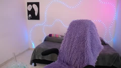 sofia_tgn online show from April 18, 2026, 6:45 pm