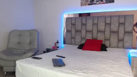 sofia_velez26 online show from June 28, 2026, 8:15 pm