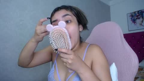 Snapshot of sofiaasexy19 chatting on May 22, 2026, 12:44 pm Sofia online show from May 22, 2026, 12:44 pm