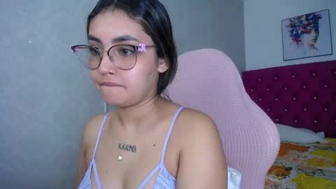 Snapshot of sofiaasexy19 chatting on May 23, 2026, 12:49 am Sofia online show from May 23, 2026, 12:49 am