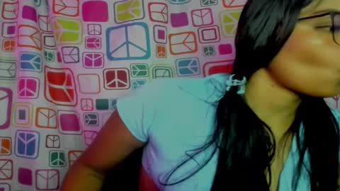 Danna Sofia online show from March 8, 2025, 4:23 am