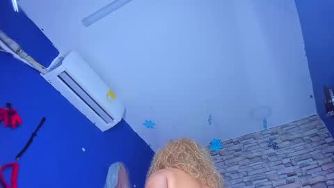 sofiacastillo01 online show from March 10, 2025, 6:56 pm