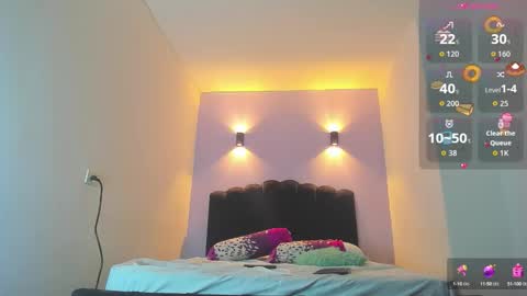 Sofia online show from September 22, 2025, 4:14 am