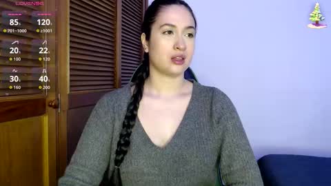 sofiaduque_26 online show from November 17, 2025, 8:36 pm