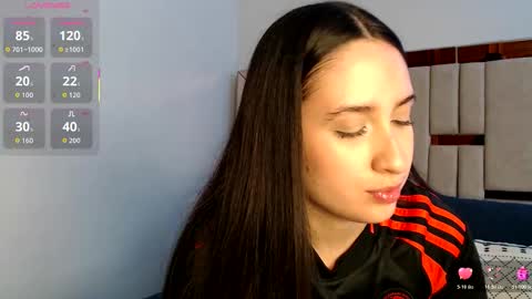 sofiaduque_26 online show from February 25, 2026, 8:18 pm