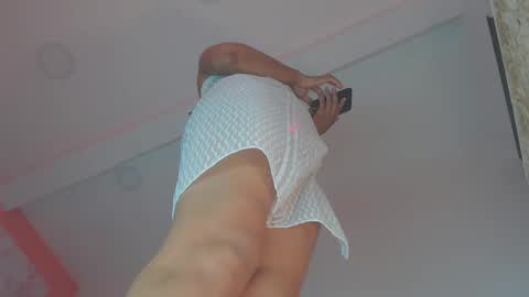 Snapshot of sofianena chatting on March 12, 2025, 12:53 am love online show from March 12, 2025, 12:53 am