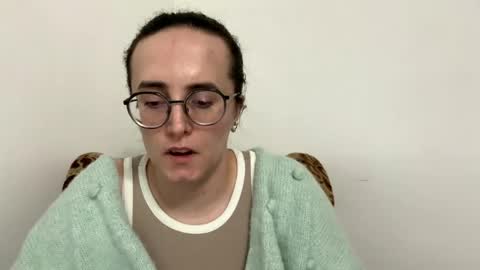 Sofia online show from April 12, 2026, 5:18 pm