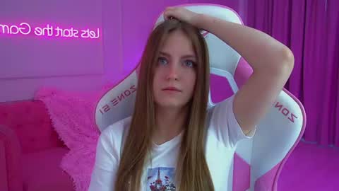 Sofia online show from July 6, 2026, 3:03 pm