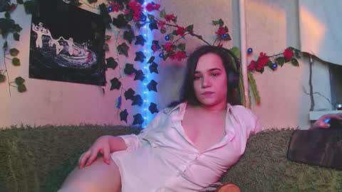 SofiBerg online show from December 3, 2025, 11:25 pm