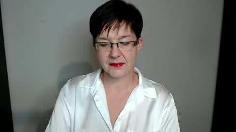 Sofie Velvet online show from December 2, 2024, 4:31 pm