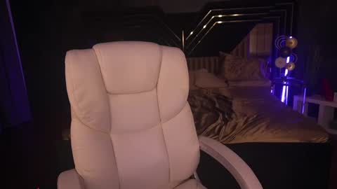 Sofie online show from January 22, 2025, 4:55 am