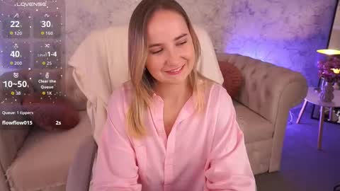 Sofie online show from October 2, 2025, 11:45 pm