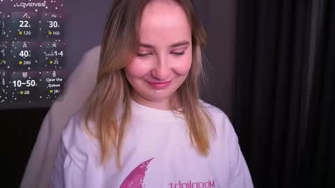 Sofie online show from October 22, 2025, 8:19 pm