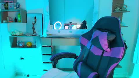 Sofie Rosee online show from July 17, 2026, 2:07 am