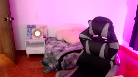 sofii__777 online show from November 19, 2025, 7:14 pm