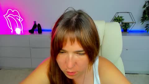 sofii_darling online show from September 21, 2025, 4:30 pm