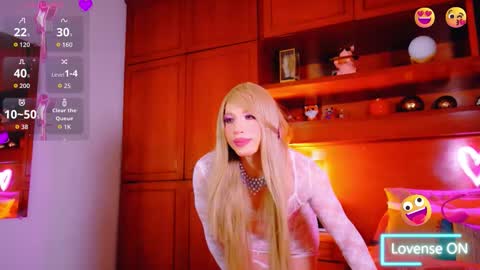 Sofa bonita  online show from October 4, 2025, 3:26 am