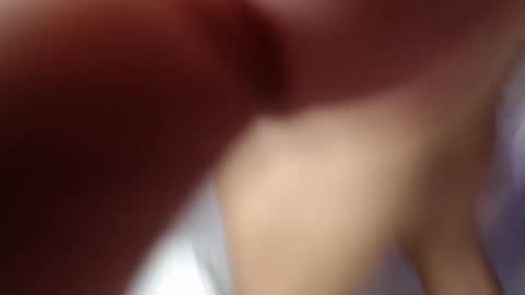Snapshot of sofiievans_ chatting on October 17, 2025, 9:39 pm online show from October 17, 2025, 9:39 pm