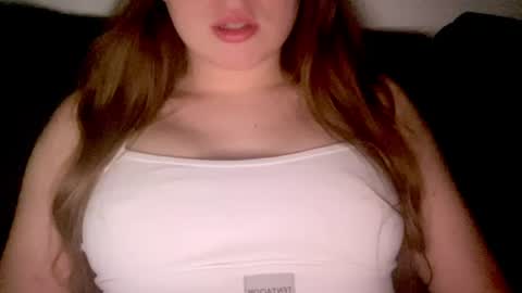 Snapshot of sofinovvak chatting on June 22, 2026, 10:07 pm Sofi online show from June 22, 2026, 10:07 pm