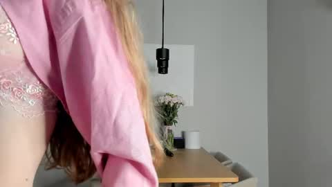 kitty katy online show from April 25, 2026, 8:06 pm