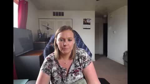 Rose online show from November 20, 2025, 7:57 pm