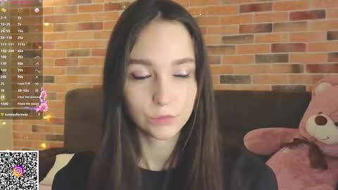 Snapshot of softiedream chatting on November 16, 2025, 6:19 am Elly online show from November 16, 2025, 6:19 am