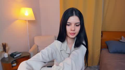 Alice online show from December 5, 2025, 6:55 am