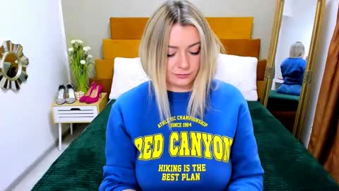 Softpleasurex online show from February 17, 2025, 7:15 am