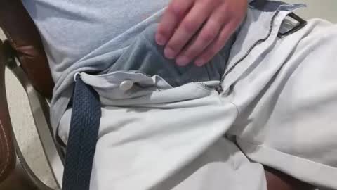 Snapshot of softwareman chatting on September 23, 2025, 7:28 pm softwareman online show from September 23, 2025, 7:28 pm