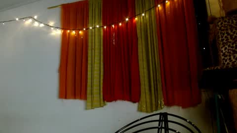 Sofia online show from December 17, 2024, 12:01 am