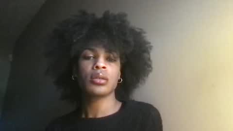 Snapshot of solaceeve chatting on December 15, 2025, 6:56 pm SolaceEve online show from December 15, 2025, 6:56 pm