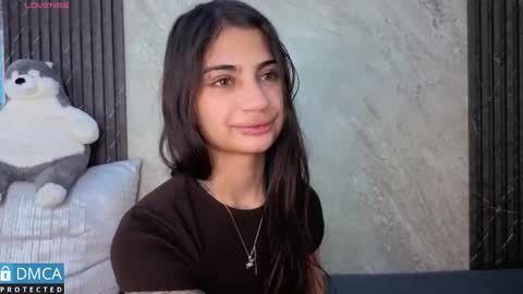 Sol  online show from October 28, 2025, 7:49 pm