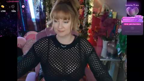 solesticia online show from March 9, 2026, 7:29 pm