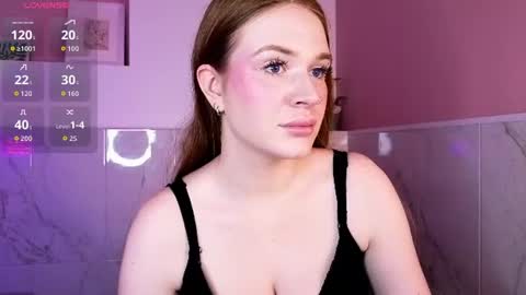 sollarkristy online show from June 18, 2026, 2:21 pm