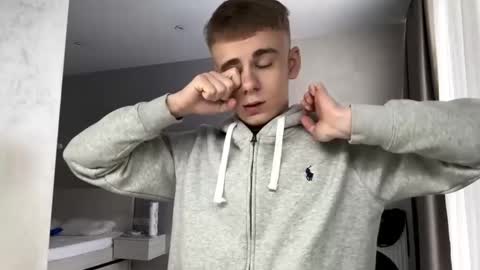 Jett online show from February 7, 2026, 8:51 am