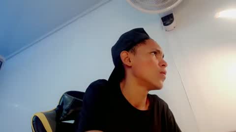 ESTEBAN online show from July 22, 2026, 2:20 pm