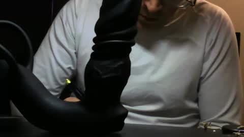 Snapshot of somewheredazed chatting on January 28, 2025, 11:28 pm somewheredazed online show from January 28, 2025, 11:28 pm