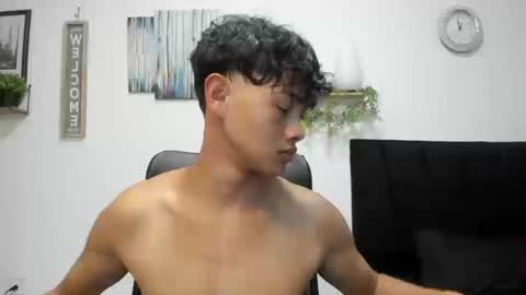 Snapshot of son_hades chatting on September 19, 2025, 4:03 am son_hades online show from September 19, 2025, 4:03 am