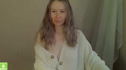 Mary online show from September 14, 2025, 1:43 pm