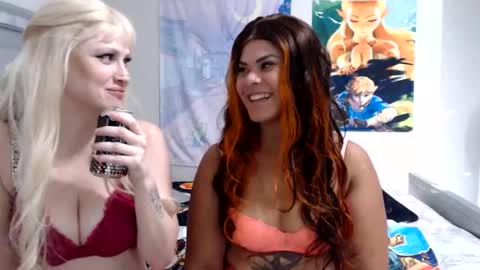 Snapshot of songbirdaz99 chatting on October 29, 2025, 10:55 pm Double Trouble online show from October 29, 2025, 10:55 pm