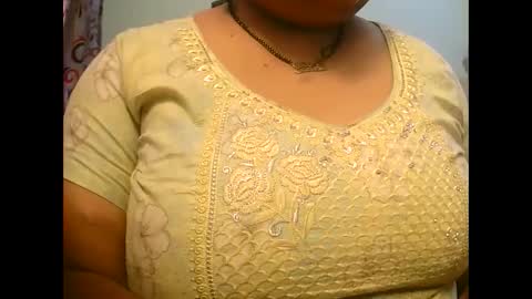 soni88888 online show from December 13, 2024, 5:16 am