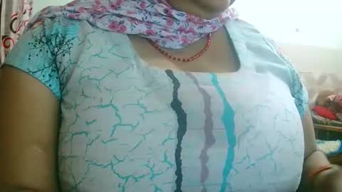 soni88888 online show from January 25, 2025, 2:03 pm