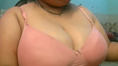 Snapshot of soni88888 chatting on February 17, 2026, 8:11 am soni88888 online show from February 17, 2026, 8:11 am