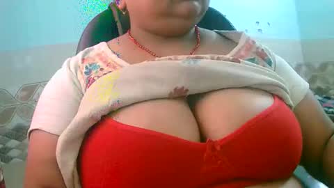 soni88888 online show from April 23, 2026, 5:41 am