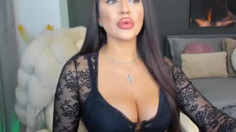 Snapshot of sonia__rey chatting on February 27, 2025, 4:20 am Sonia Rey online show from February 27, 2025, 4:20 am