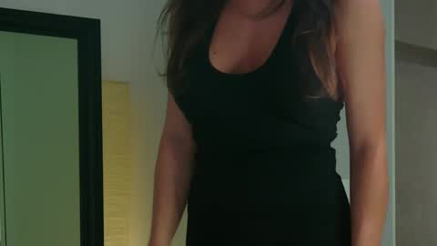 Sonia Kate online show from May 8, 2026, 10:37 pm