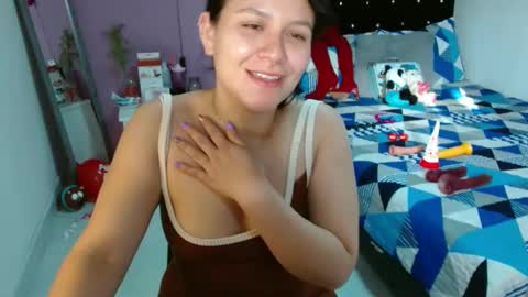 sonialatin69 online show from March 1, 2025, 12:12 pm