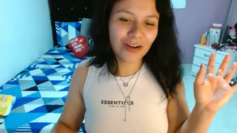 sonialatin69 online show from March 12, 2025, 10:07 pm