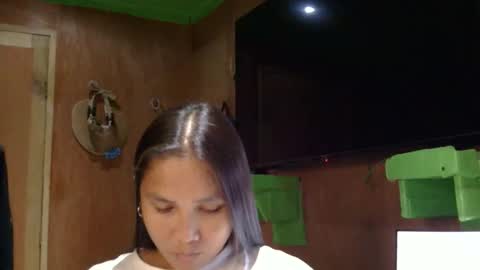 soniarey534 online show from May 25, 2026, 2:23 pm